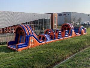 Hindernisparcours nach Maß Stichting van het Kind | Jump Factory I