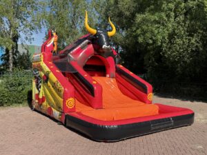 Kompakte Rutsche 'Stier'