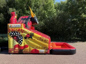 Kompakte Rutsche 'Stier'